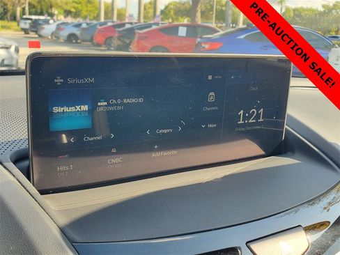 Used 2024 Acura RDX SH-AWD image 29