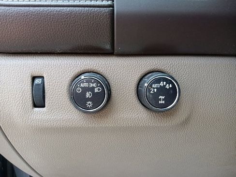 Used 2019 GMC Canyon SLT w/ Trailering Package AWD/4WD image 18