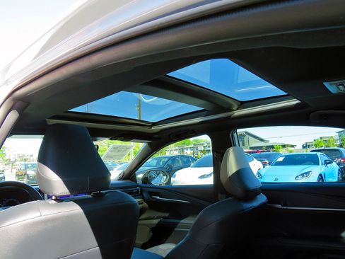 Used 2025 Toyota Camry LE image 36