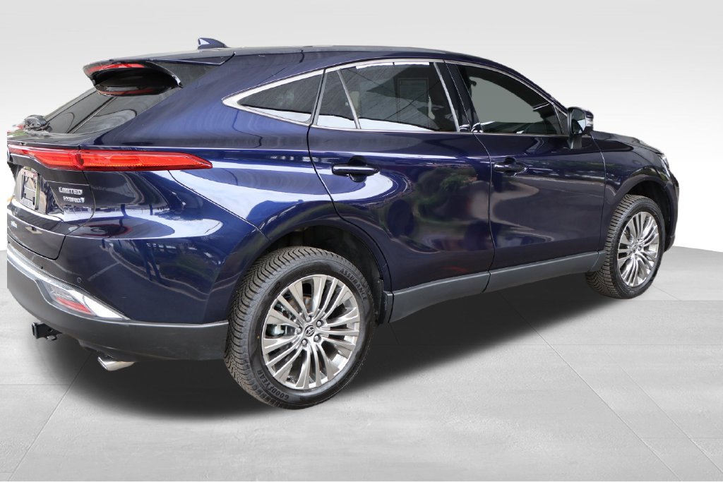 Certified 2022 Toyota Venza Limited w/ Advanced Technology Package AWD/4WD image 16