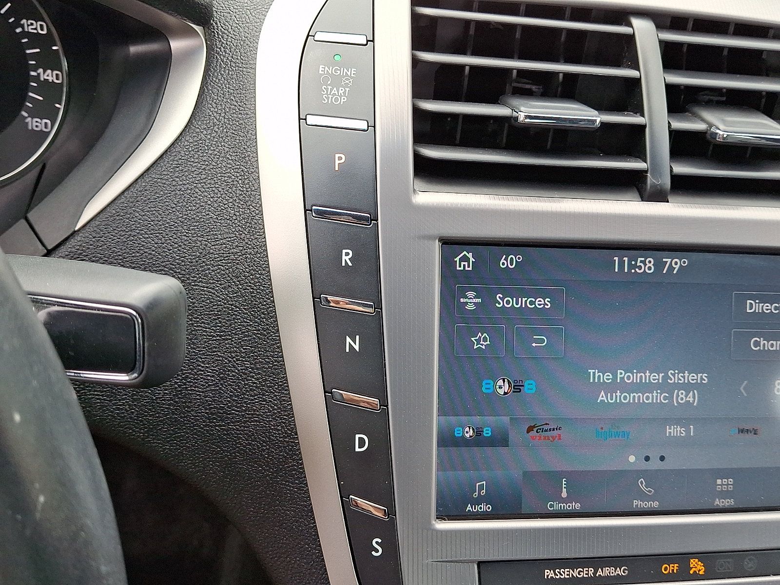 Used 2020 Lincoln MKZ FWD image 14