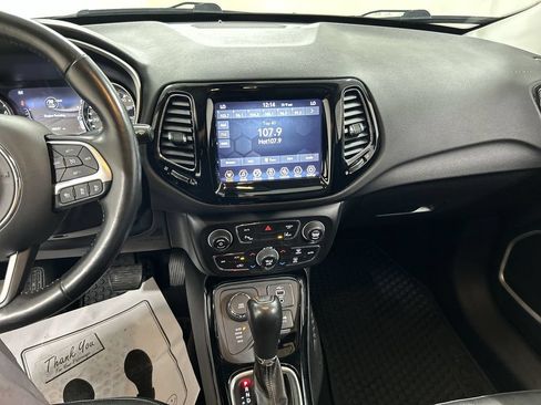Used 2021 Jeep Compass Limited AWD/4WD image 19
