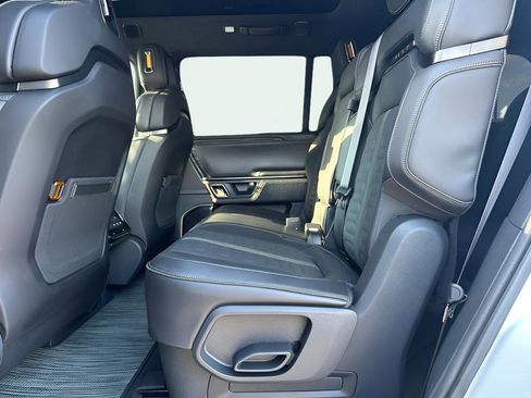 Used 2022 Rivian R1S Adventure image 25