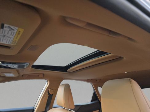 Used 2025 Lexus NX 250 FWD w/ Premium Package image 11