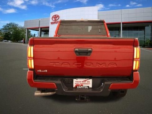 New 2026 Toyota Tacoma SR5 AWD/4WD image 3
