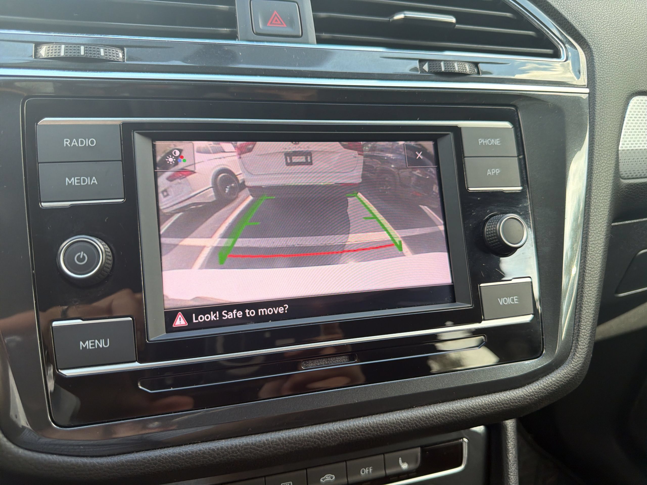Used 2023 Volkswagen Tiguan S FWD image 14