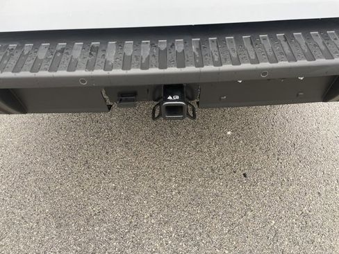 New 2025 Ford Maverick XLT w/ Equipment Group 302A image 9