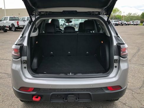 Used 2022 Jeep Compass Trailhawk w/ Trailhawk Elite Group image 31