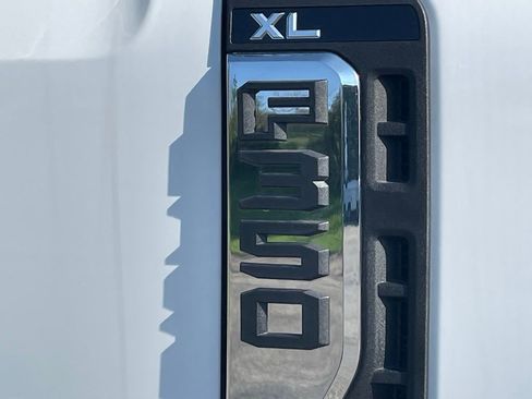 New 2026 Ford F350 XL w/ XL Off-Road Package AWD/4WD image 11
