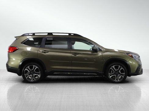 Used 2023 Subaru Ascent Limited image 6