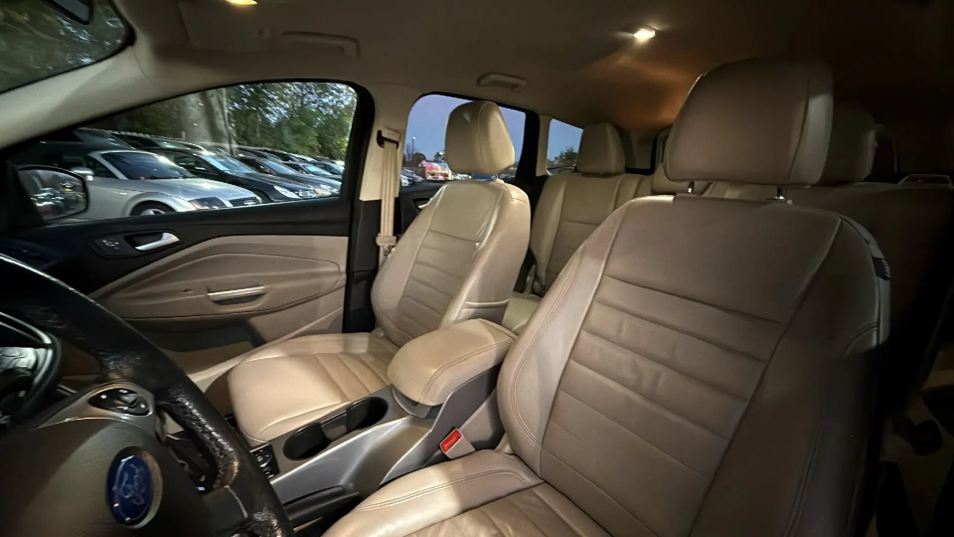 Used 2015 Ford Escape SE w/ Equipment Group 201A AWD/4WD image 24