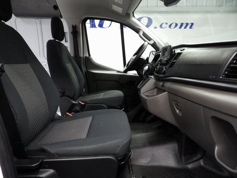 Used 2024 Ford Transit 250 Low Roof AWD image 22