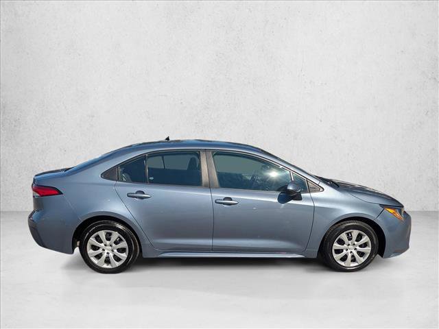 Used 2024 Toyota Corolla LE FWD image 4