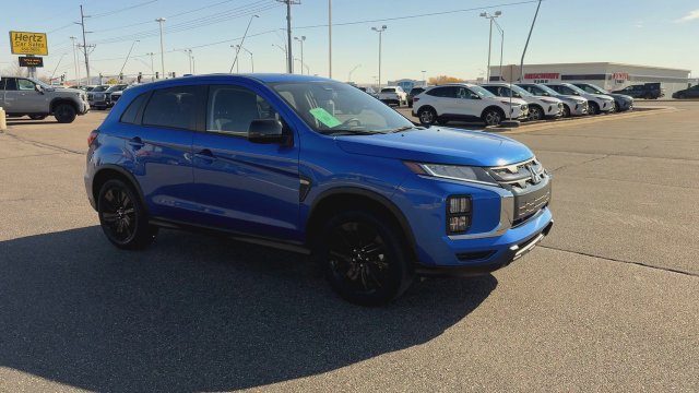 Used 2026 Mitsubishi Outlander Sport LE AWD/4WD image 2