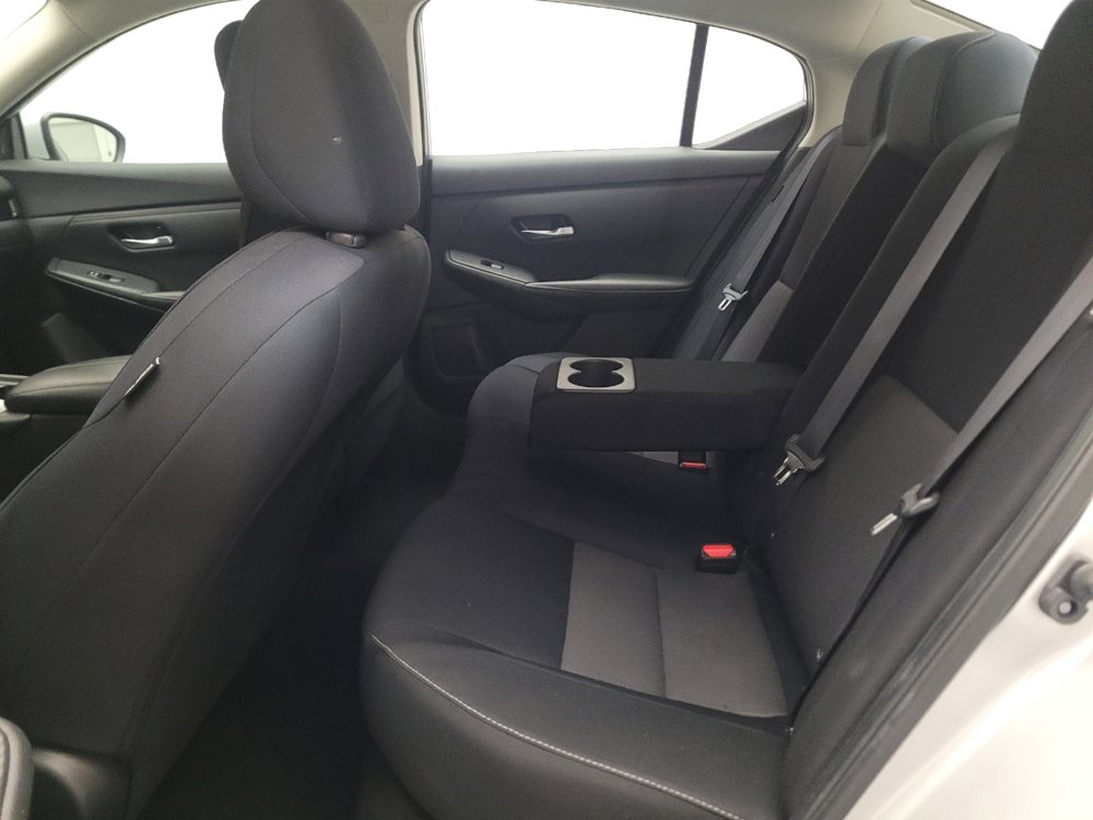 Used 2021 Nissan Sentra SV FWD image 18