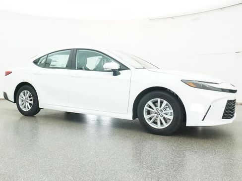 New 2026 Toyota Camry LE image 61