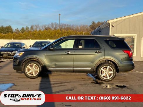 Used 2016 Ford Explorer XLT w/ Class II Trailer Tow Package image 2