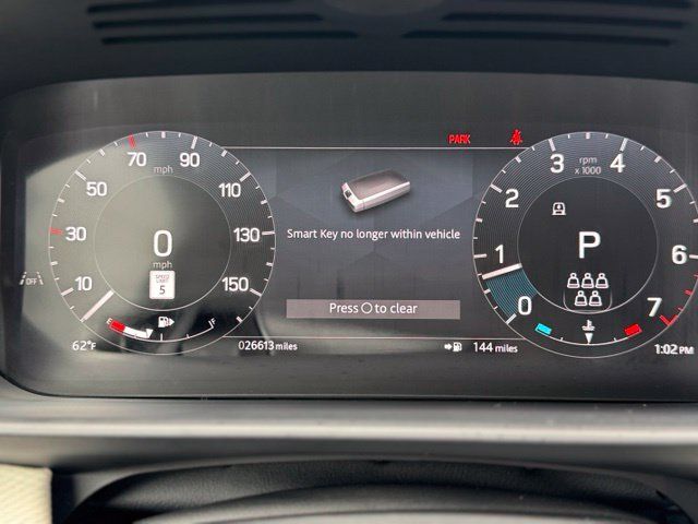 Used 2024 Land Rover Discovery Dynamic SE AWD/4WD image 25