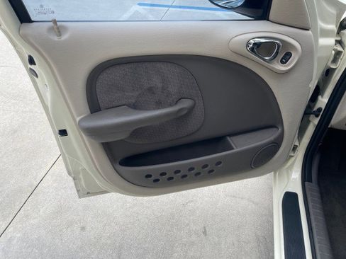 Used 2004 Chrysler PT Cruiser Touring image 43