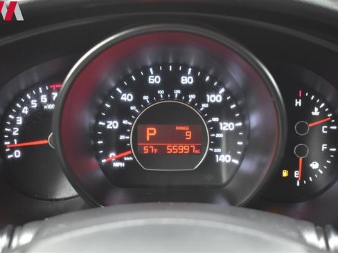 Used 2019 Kia Soul + image 15