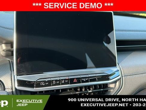 New 2025 Jeep Compass Limited w/ Sun & Sound Group image 15