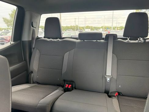 Used 2025 Chevrolet Silverado 1500 Custom RWD image 12