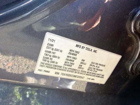 Used 2022 Tesla Model Y Long Range AWD/4WD image 11