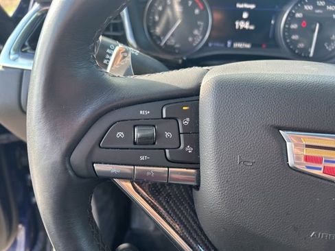 Certified 2024 Cadillac XT6 Sport w/ LPO, Onyx Lite Package AWD/4WD image 10