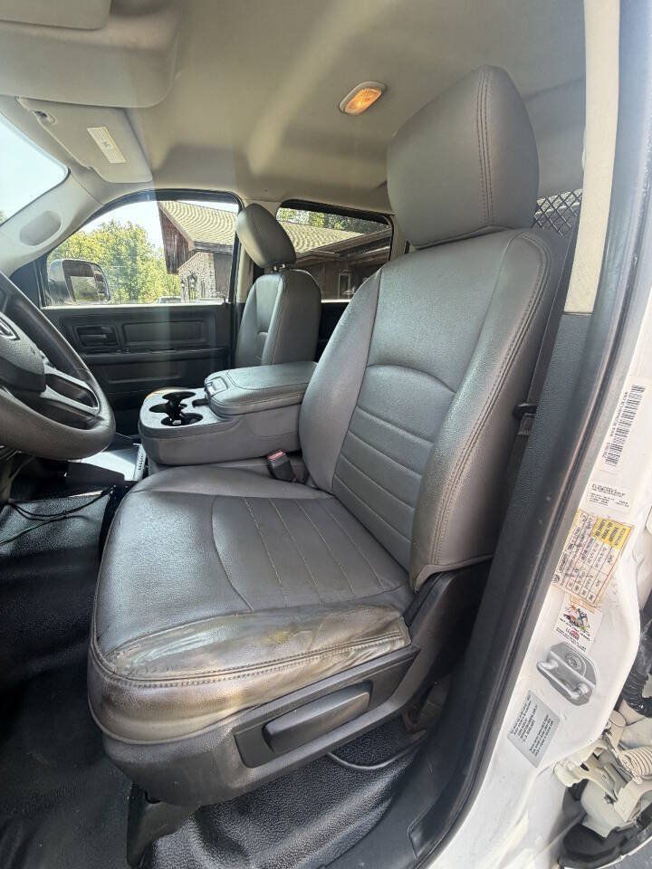 Used 2015 RAM 5500 Tradesman w/ Ambulance Prep Group RWD image 25