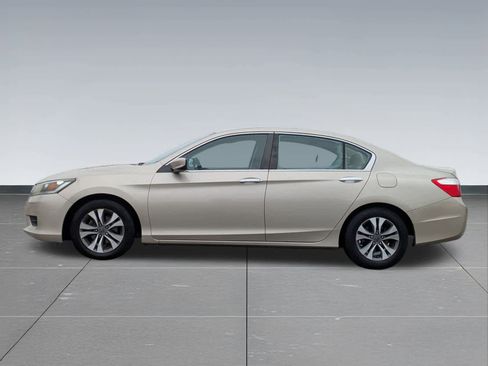 Used 2013 Honda Accord LX image 3