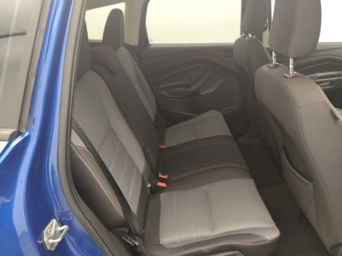 Used 2019 Ford Escape S image 19