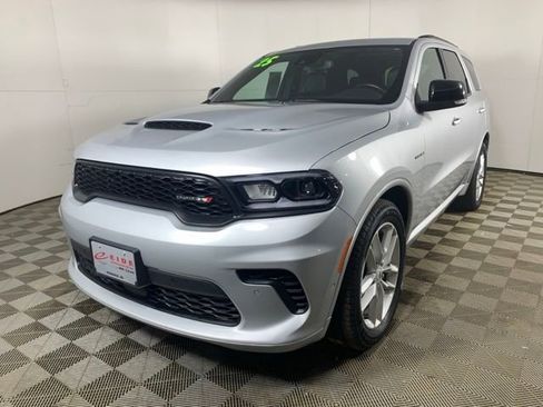 Used 2025 Dodge Durango R/T AWD/4WD image 2