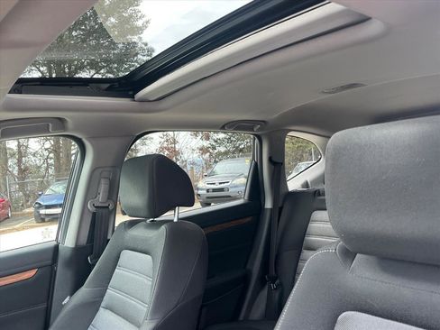 Certified 2019 Honda CR-V EX image 9