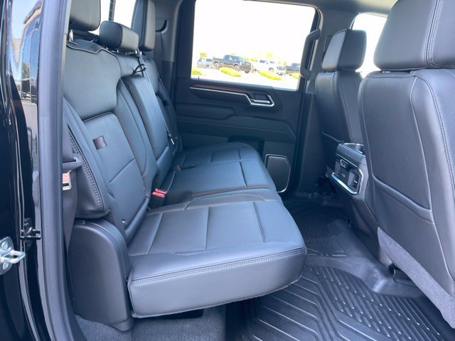 Certified 2026 GMC Sierra 3500 Denali w/ Denali Reserve Package AWD/4WD image 18