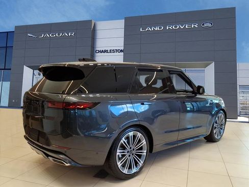New 2026 Land Rover Range Rover Sport Dynamic SE AWD/4WD image 5