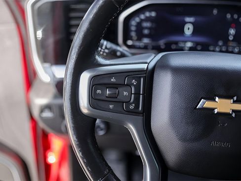 Used 2022 Chevrolet Silverado 1500 LT image 17