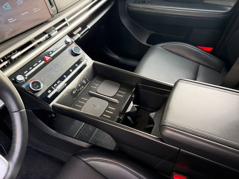 Used 2025 Hyundai Santa Fe SEL image 44