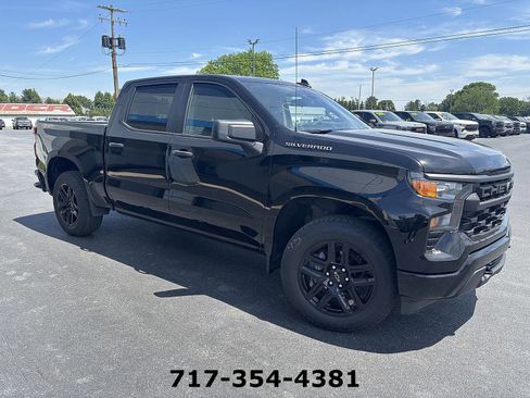 Used 2024 Chevrolet Silverado 1500 Custom AWD/4WD image 1