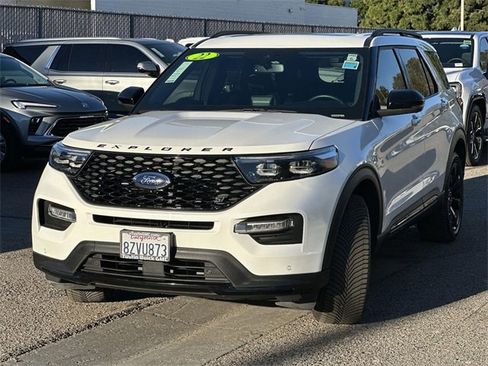 Used 2022 Ford Explorer ST w/ Equipment Group 401A image 8