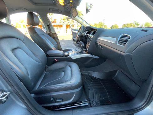 Used 2010 Audi A4 2.0T Premium image 25