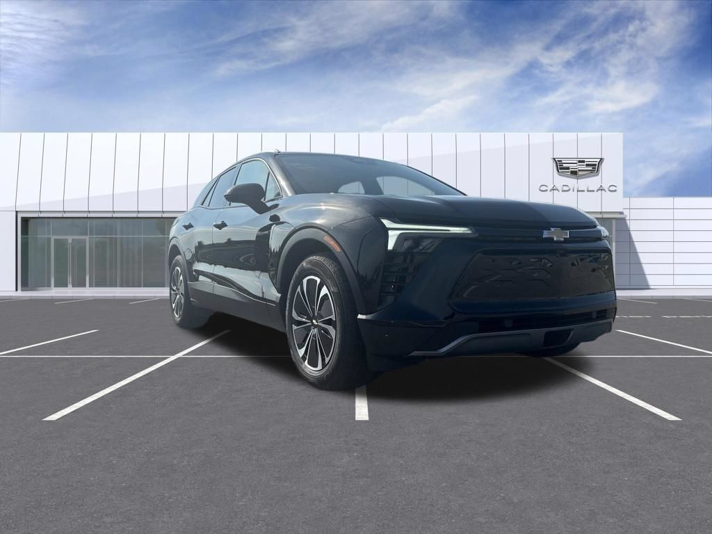 Used 2024 Chevrolet Blazer EV LT AWD/4WD image 8