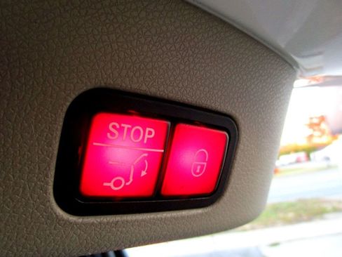 Used 2016 Mercedes-Benz GL 450 4MATIC 4dr GL 450 image 33