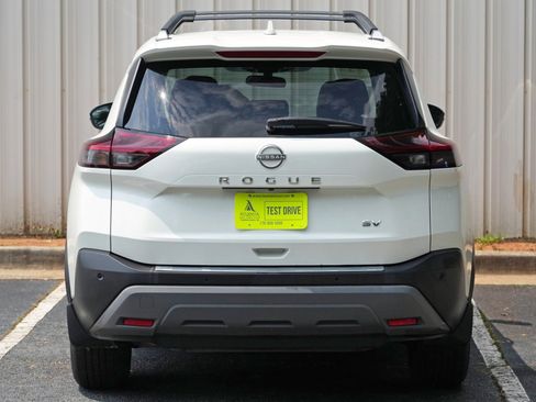 Used 2023 Nissan Rogue SV w/ SV Premium Package FWD image 46