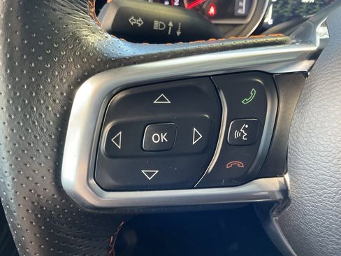 Used 2022 Jeep Gladiator Mojave w/ Cold Weather Group image 13