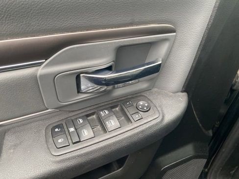 Used 2024 RAM 1500 Classic SLT AWD/4WD image 13