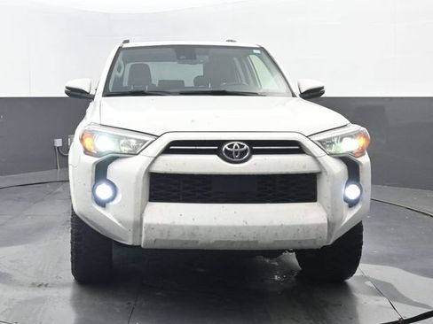 Used 2024 Toyota 4Runner SR5 Premium w/ Moonroof Package AWD/4WD image 5