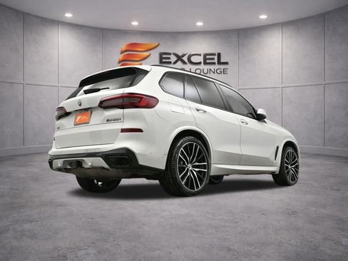 Used 2023 BMW X5 M50i w/ Executive Package image 51