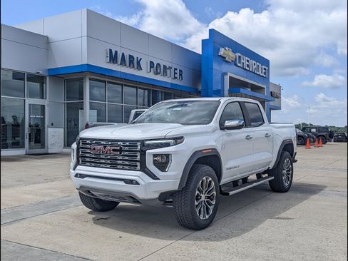New 2026 GMC Canyon Denali AWD/4WD image 1