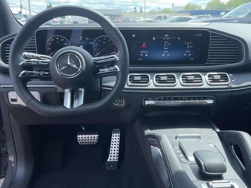 New 2026 Mercedes-Benz GLS 450 4MATIC image 2