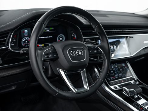 Certified 2023 Audi Q8 Premium Plus w/ Premium Plus Package AWD/4WD image 9